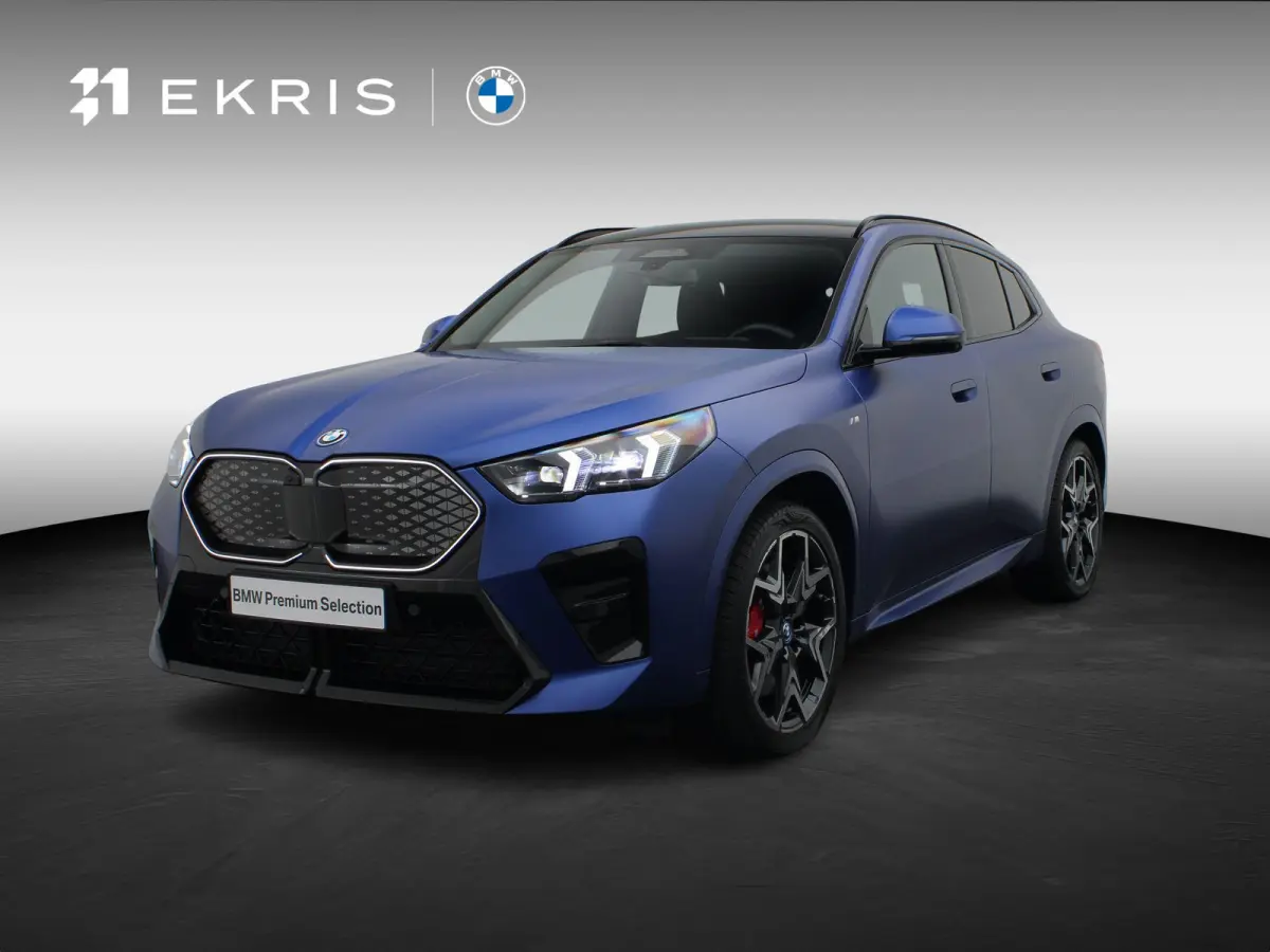 xDrive30 M Sportpakket Pro | Innovation Pack | Comfort Pack | Stuurwielrand verwarmd | Ppanoramadak | Elektrisch Verstelbare Sportstoelen | Driving Assistant Professional | Harman Kardon | P