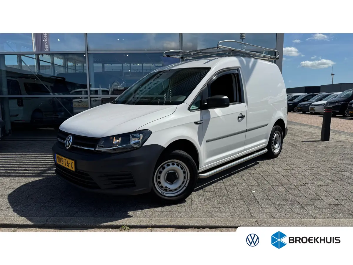 2.0 TDI (EUR6) 102PK UNIEK 18.780 KM | RVS imperiaal en sidebars | Airco | PDC | Trekhaak