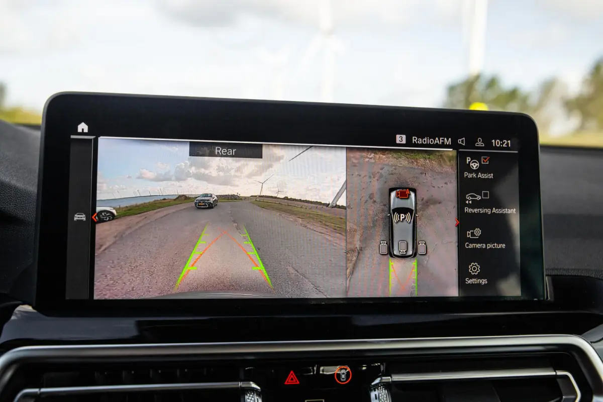xDrive30e High Executive CARPLAY / 360 CAMERA / STOELVERWARMING / PERFECT ONDERHOUDEN