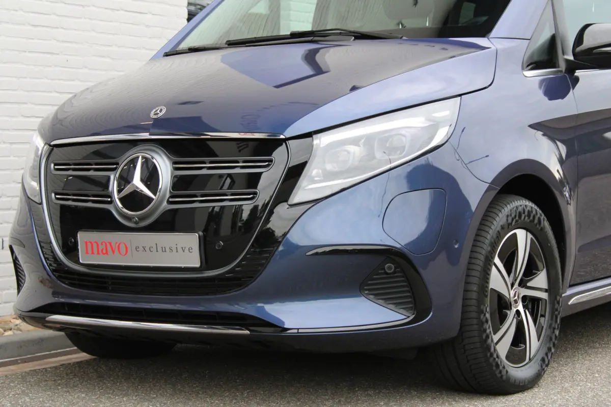 300 L2 / AMG / Panorama / Luchtvering / 7-Persoons / Slaapbank / 360 Camera / Vol Opties / NIEUWSTAAT