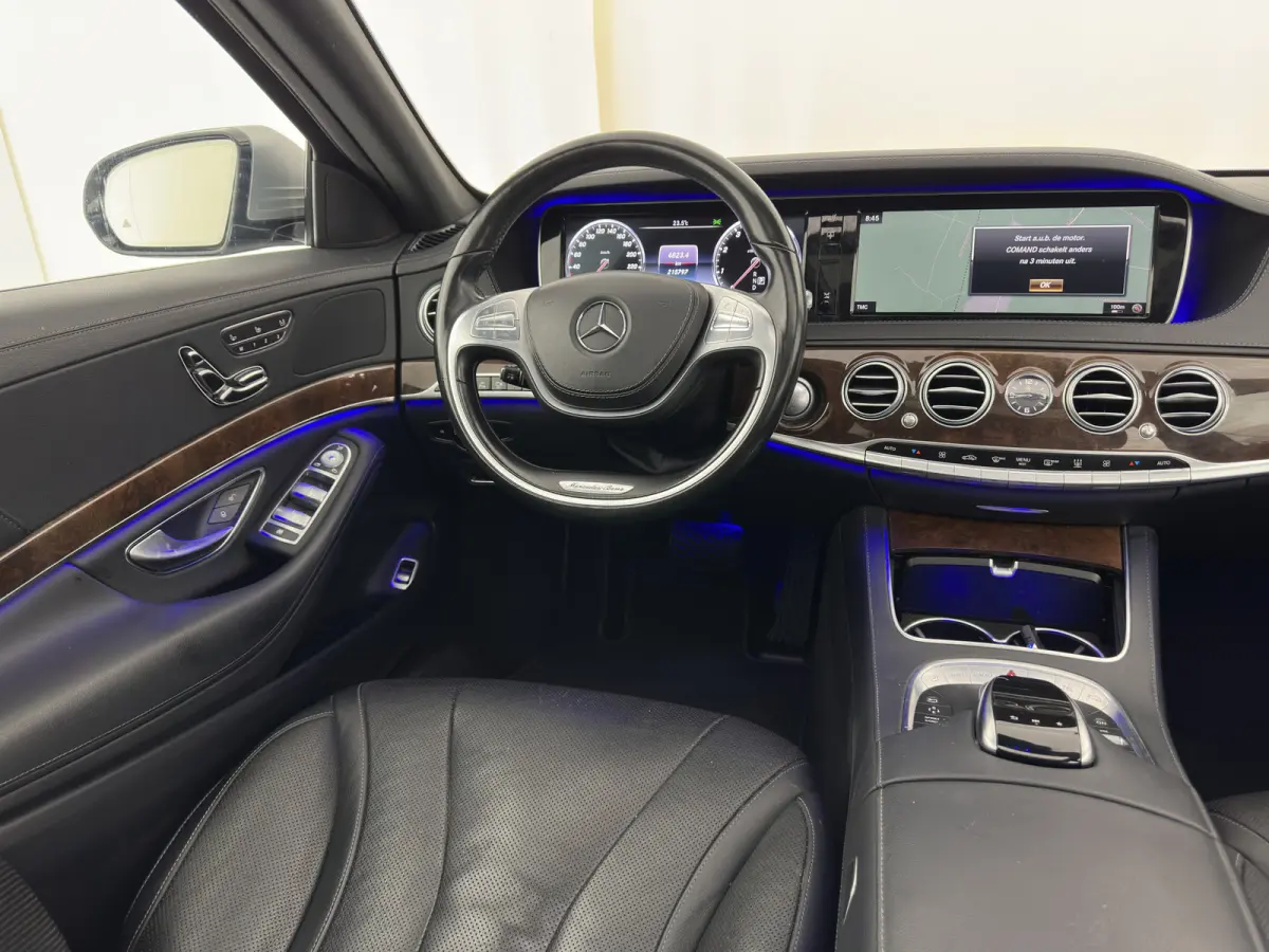 500 4Matic (INCL-BTW) Aut. *PANO | LEATHER | FULL-LED | BURMESTER | DISTRONIC | BLINDSPOT | TOPVIEW | MEMORY-PACK | DIGI-COCKPIT | HEATED-COMFORTSEATS | AIR-SUSPENSION | PRIVACY-GLASS | HEAD