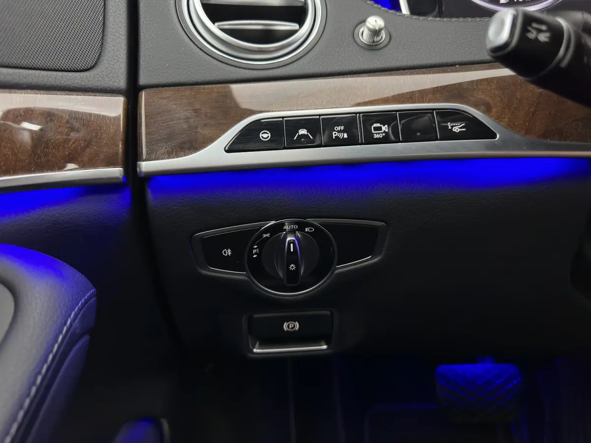 500 4Matic (INCL-BTW) Aut. *PANO | LEATHER | FULL-LED | BURMESTER | DISTRONIC | BLINDSPOT | TOPVIEW | MEMORY-PACK | DIGI-COCKPIT | HEATED-COMFORTSEATS | AIR-SUSPENSION | PRIVACY-GLASS | HEAD