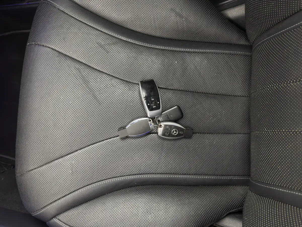 500 4Matic (INCL-BTW) Aut. *PANO | LEATHER | FULL-LED | BURMESTER | DISTRONIC | BLINDSPOT | TOPVIEW | MEMORY-PACK | DIGI-COCKPIT | HEATED-COMFORTSEATS | AIR-SUSPENSION | PRIVACY-GLASS | HEAD