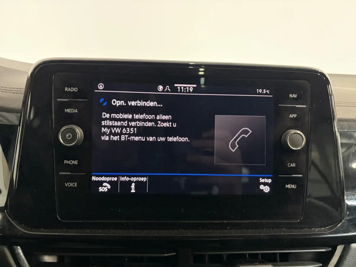 1.5 eTsi R-Line Automaat Climate control Adaptieve cruise control Panoramadak LED Navigatie Achteruitrijcamera Parkeersensoren Apple Carplay/ Android Auto Radio