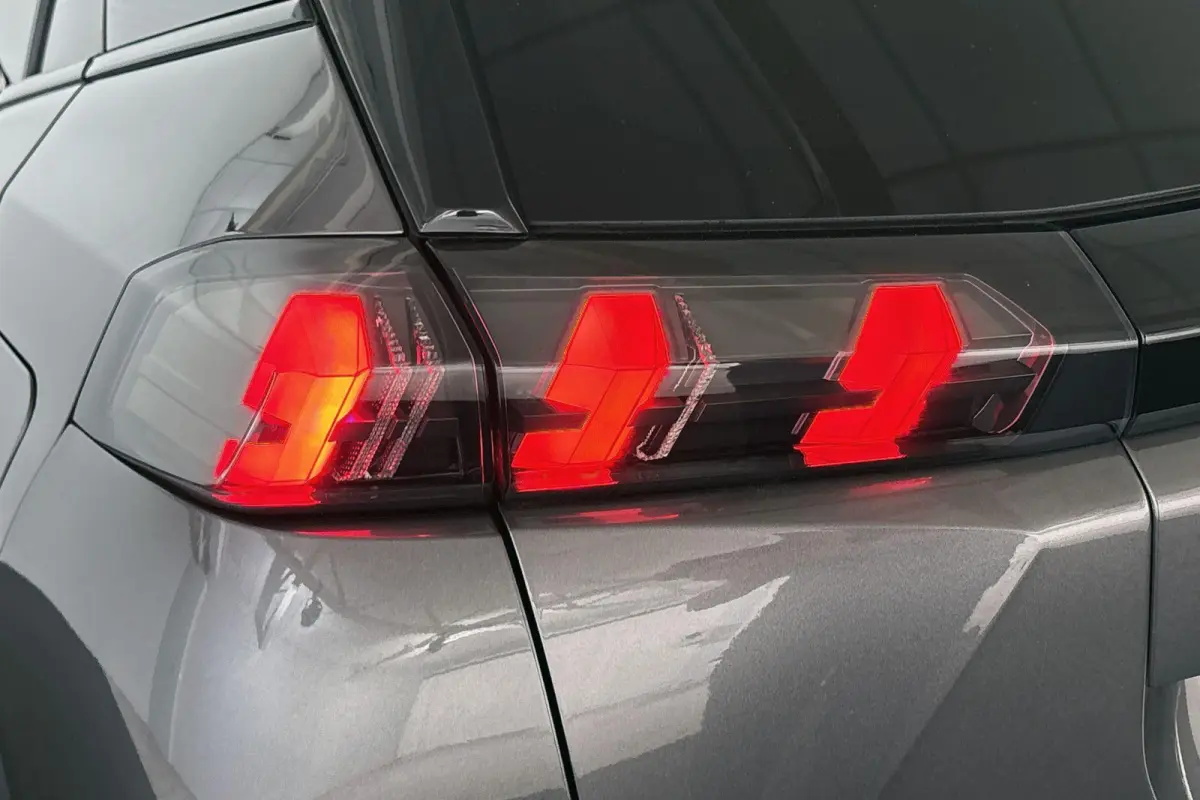 1.2 PureTech GT Pack Stoelverwarming Keyless Achteruitrijcamera