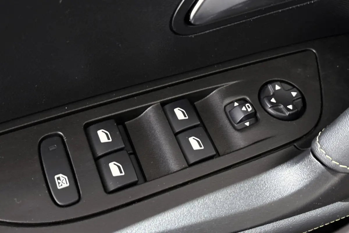 1.2 PureTech GT Pack Stoelverwarming Keyless Achteruitrijcamera