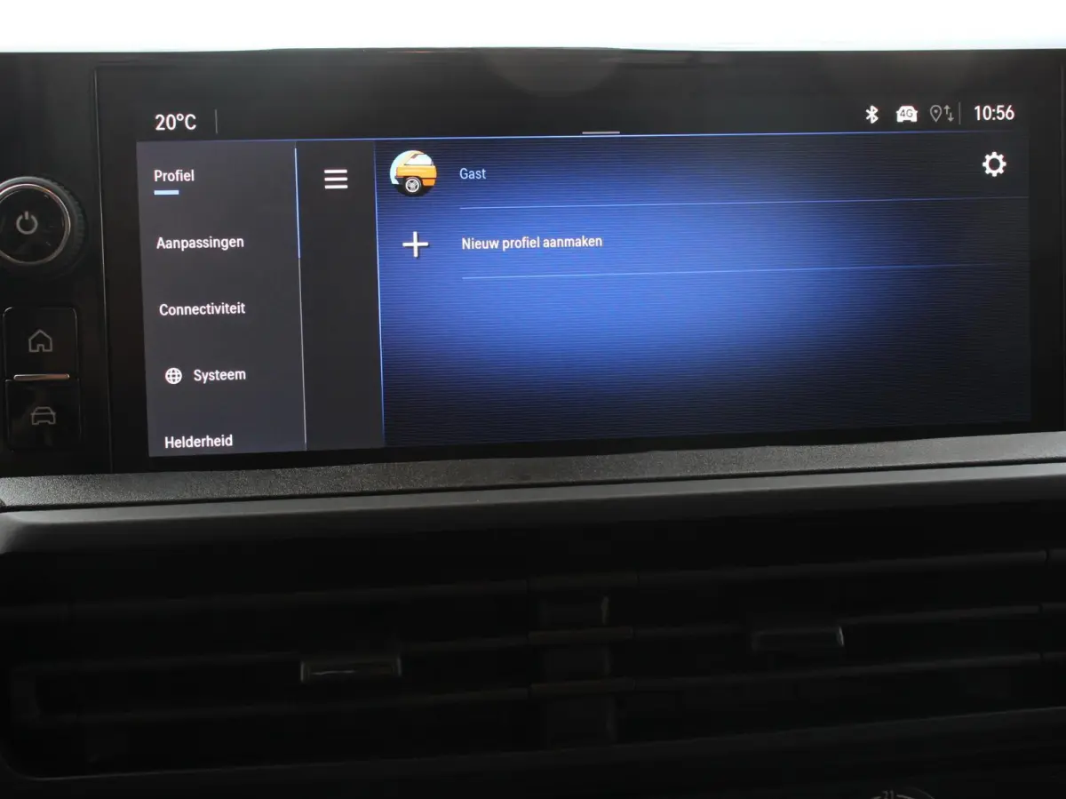 1.5 Diesel 120pk L3 Apple Carplay /  Android Auto Parkeersensoren V+A Trekhaak Camera Navigatie Cruise Control LED koplampen houten afwerking laadruimte