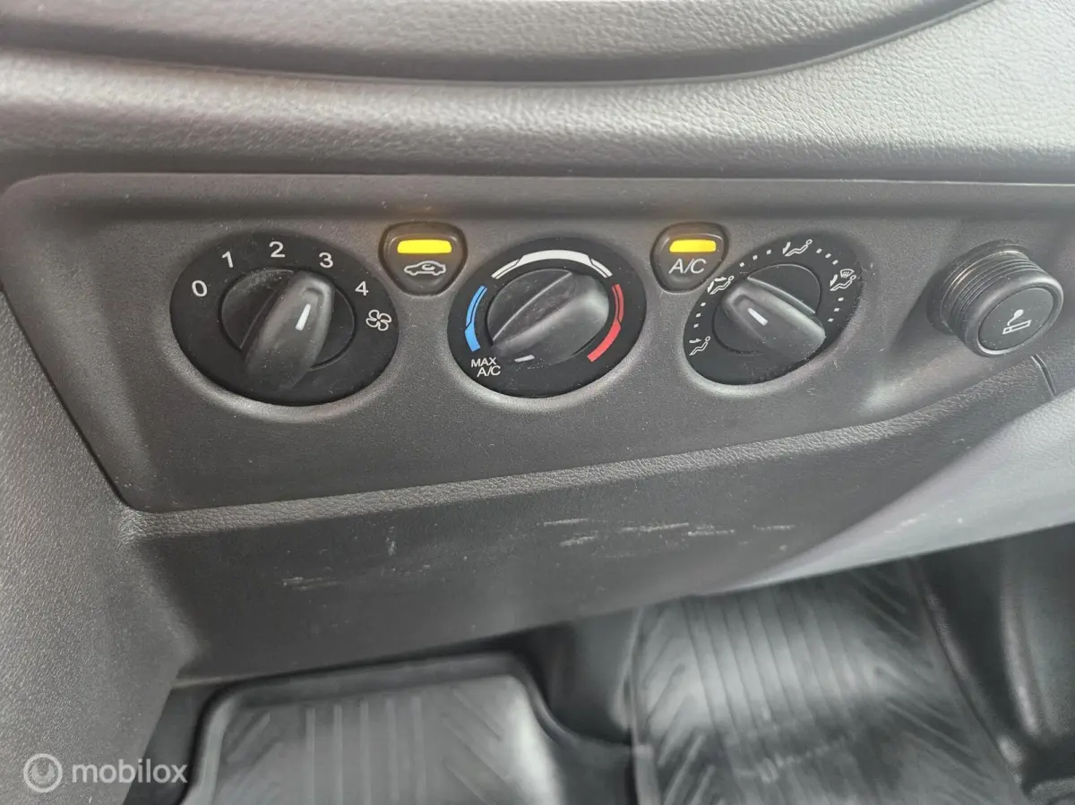 350 2.0 TDCI L2H2 Trend