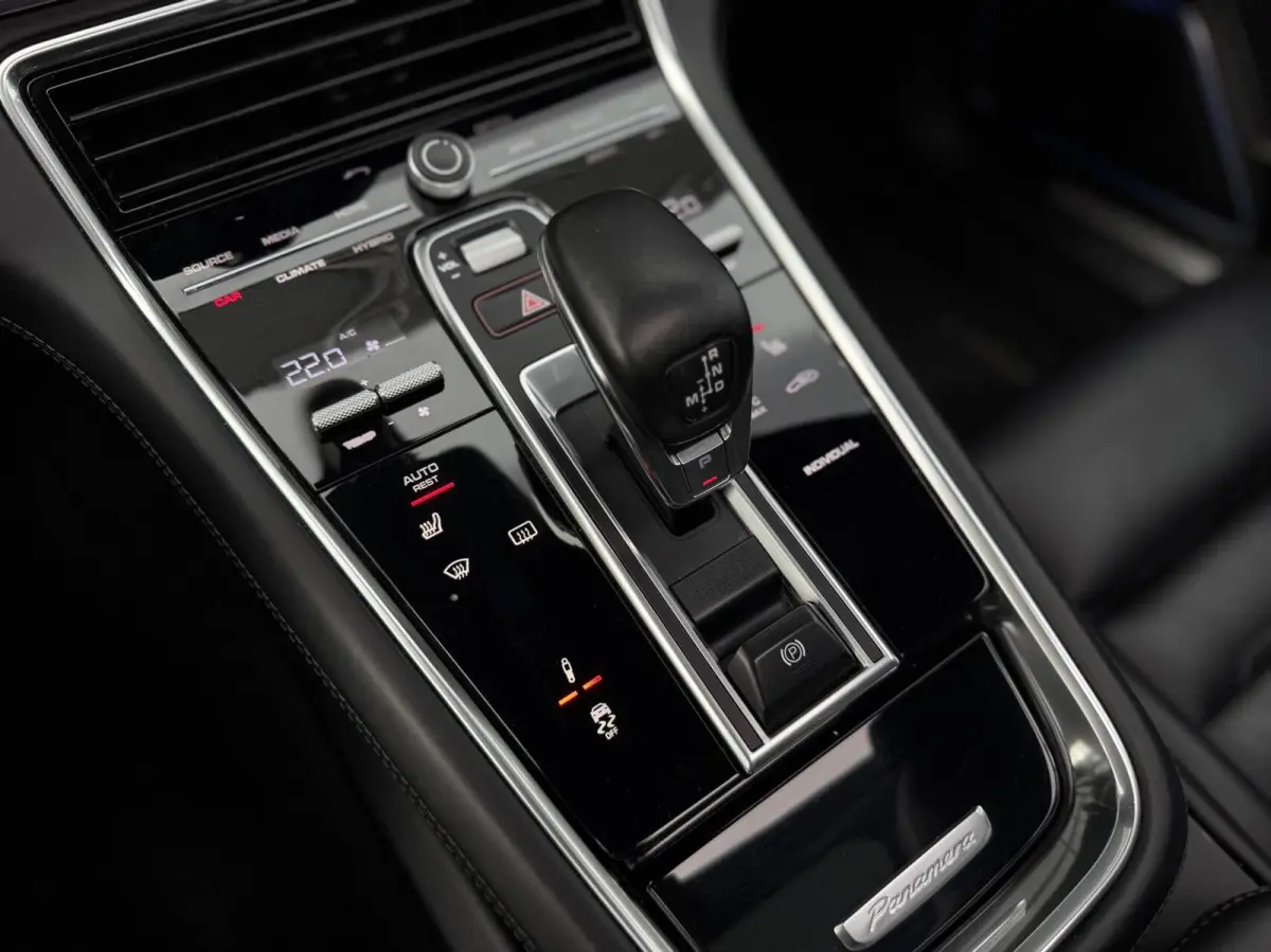 2.9 V6 E-Hybrid / PANO / SPOR