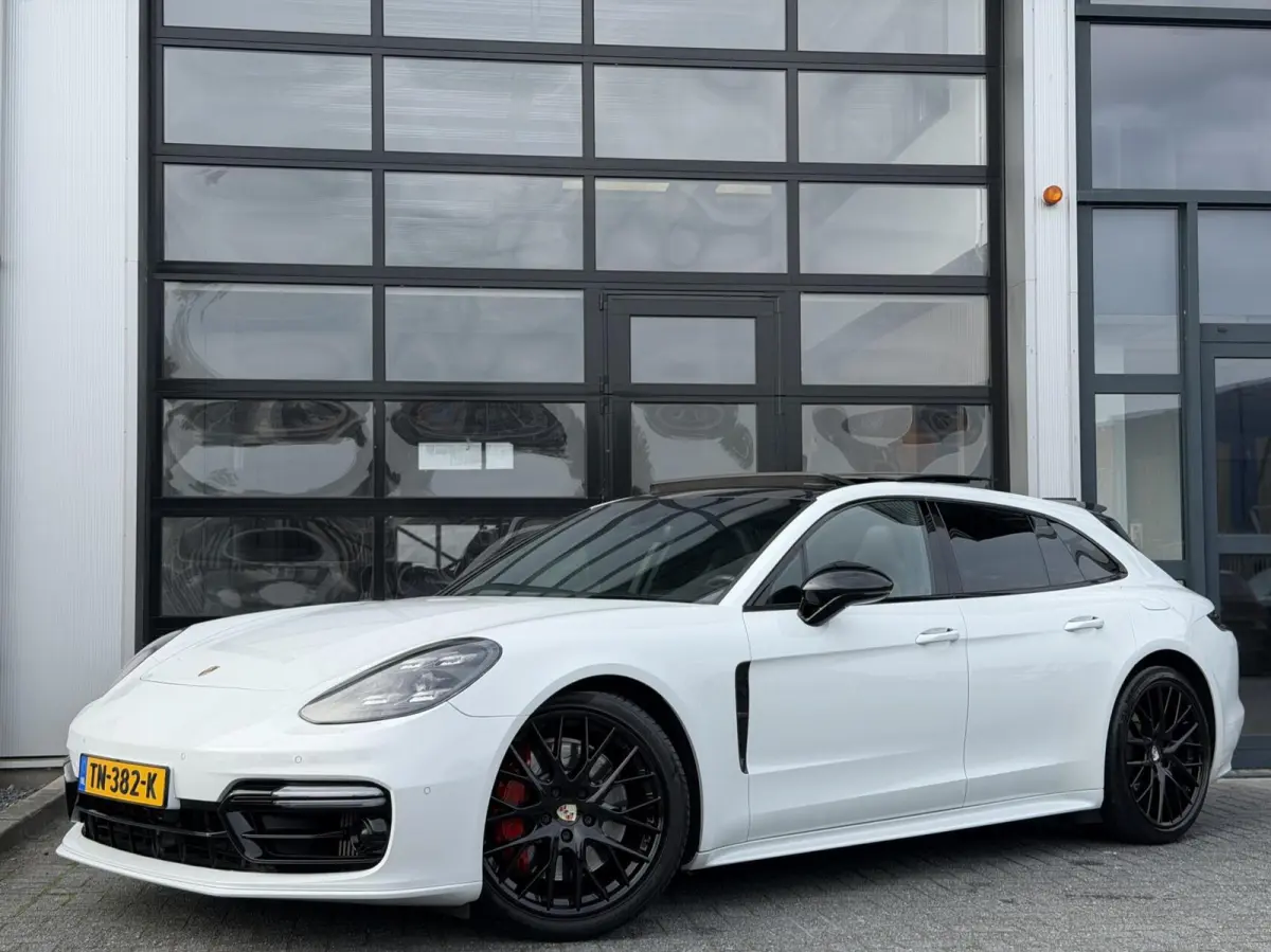 2.9 V6 E-Hybrid / PANO / SPOR