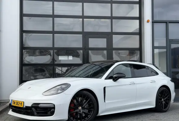 2.9 V6 E-Hybrid / PANO / SPOR