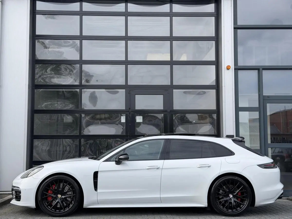 2.9 V6 E-Hybrid / PANO / SPOR