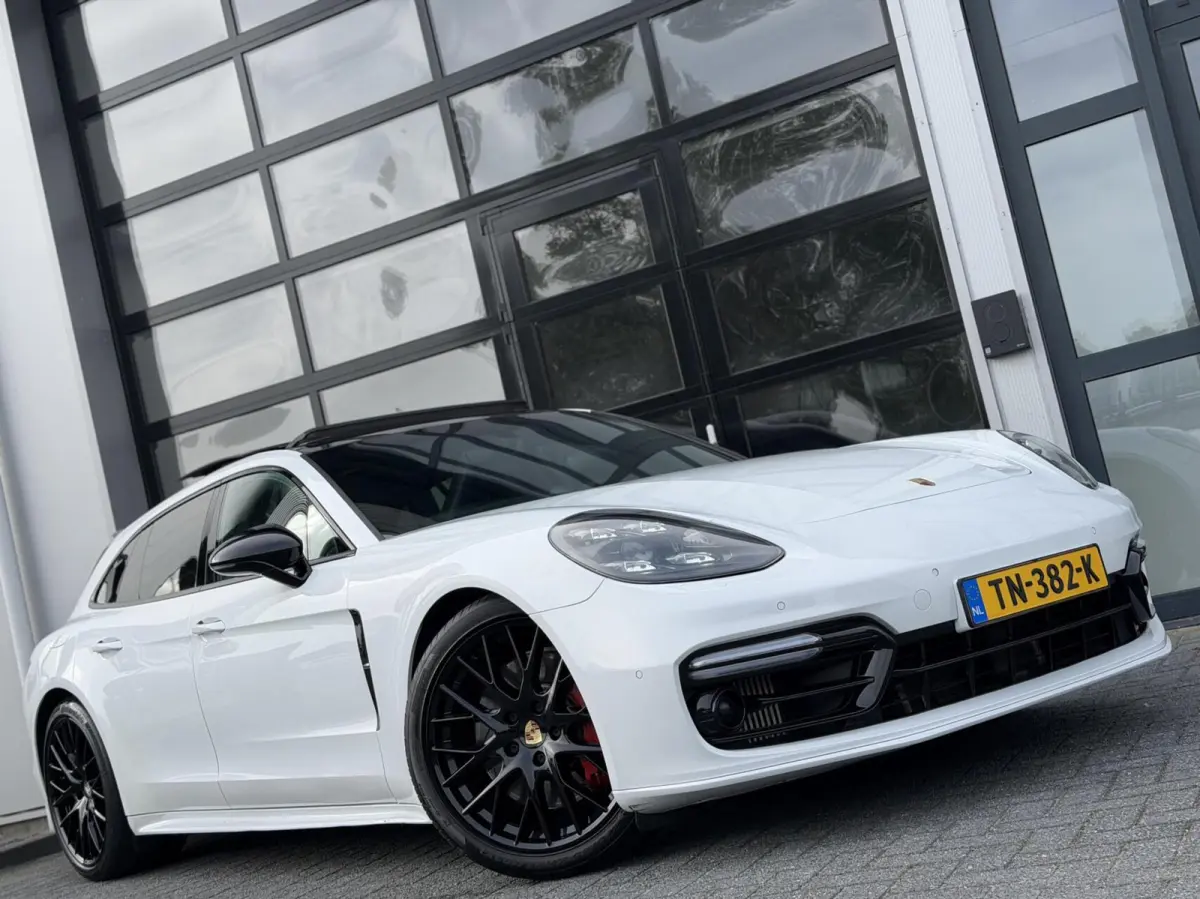 2.9 V6 E-Hybrid / PANO / SPOR