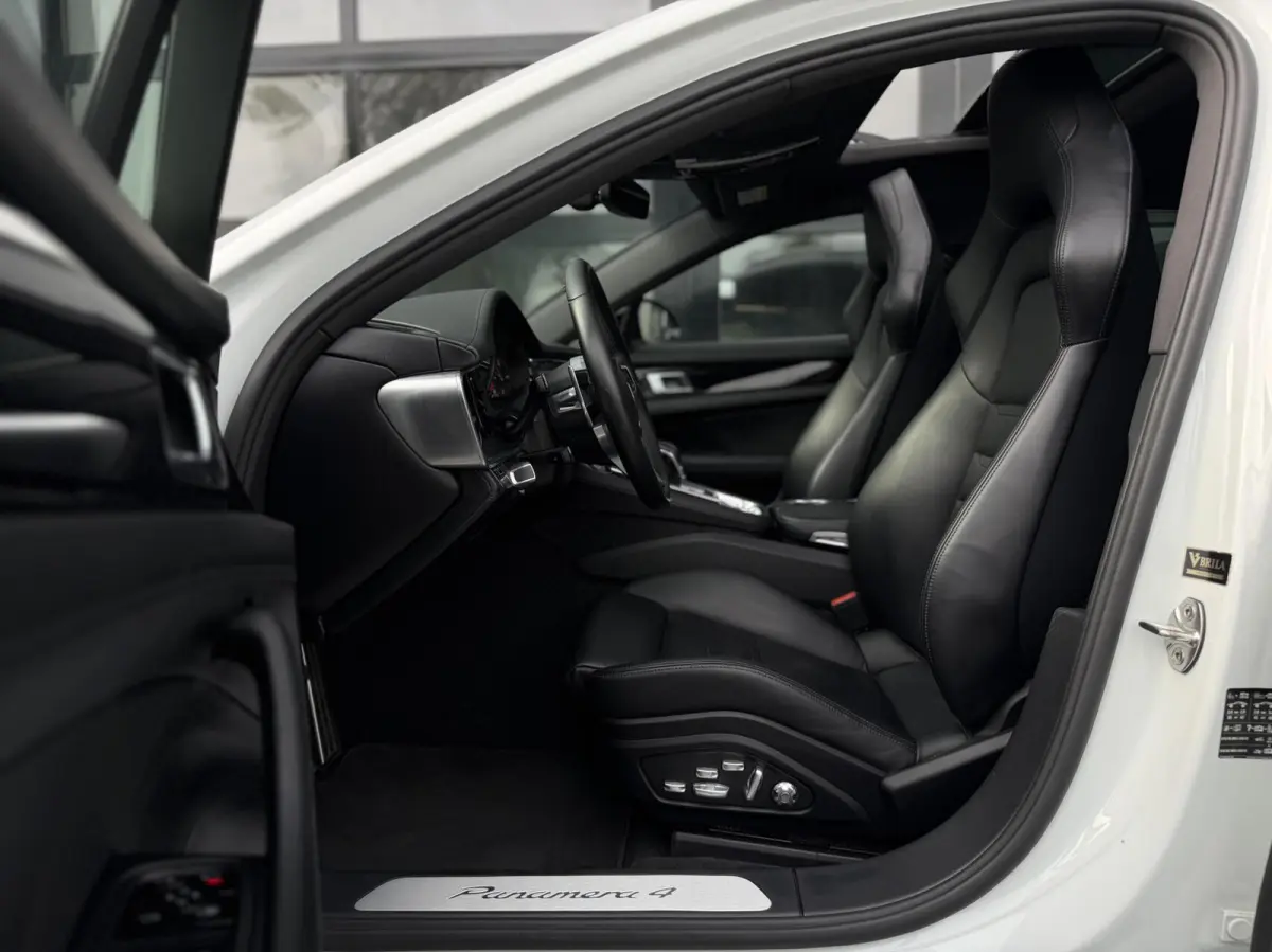 2.9 V6 E-Hybrid / PANO / SPOR