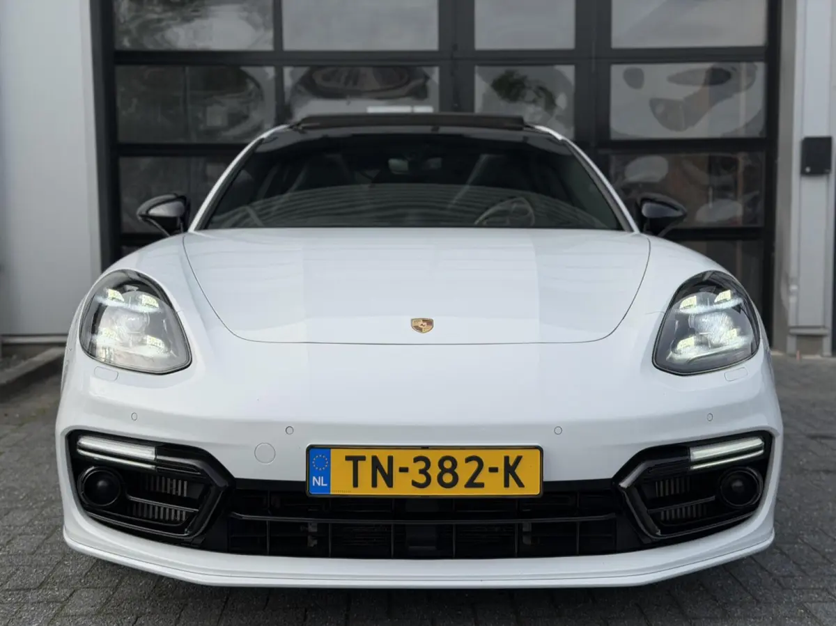 2.9 V6 E-Hybrid / PANO / SPOR
