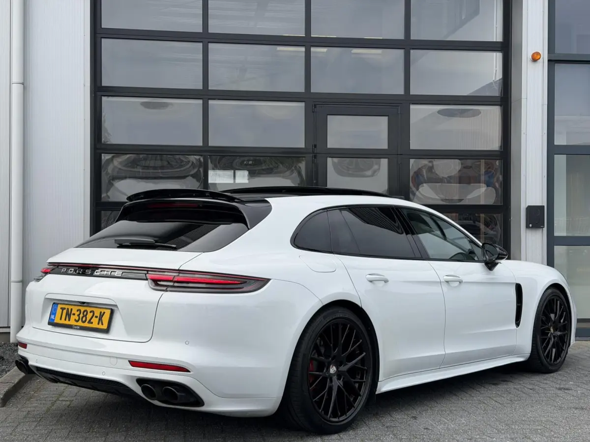 2.9 V6 E-Hybrid / PANO / SPOR