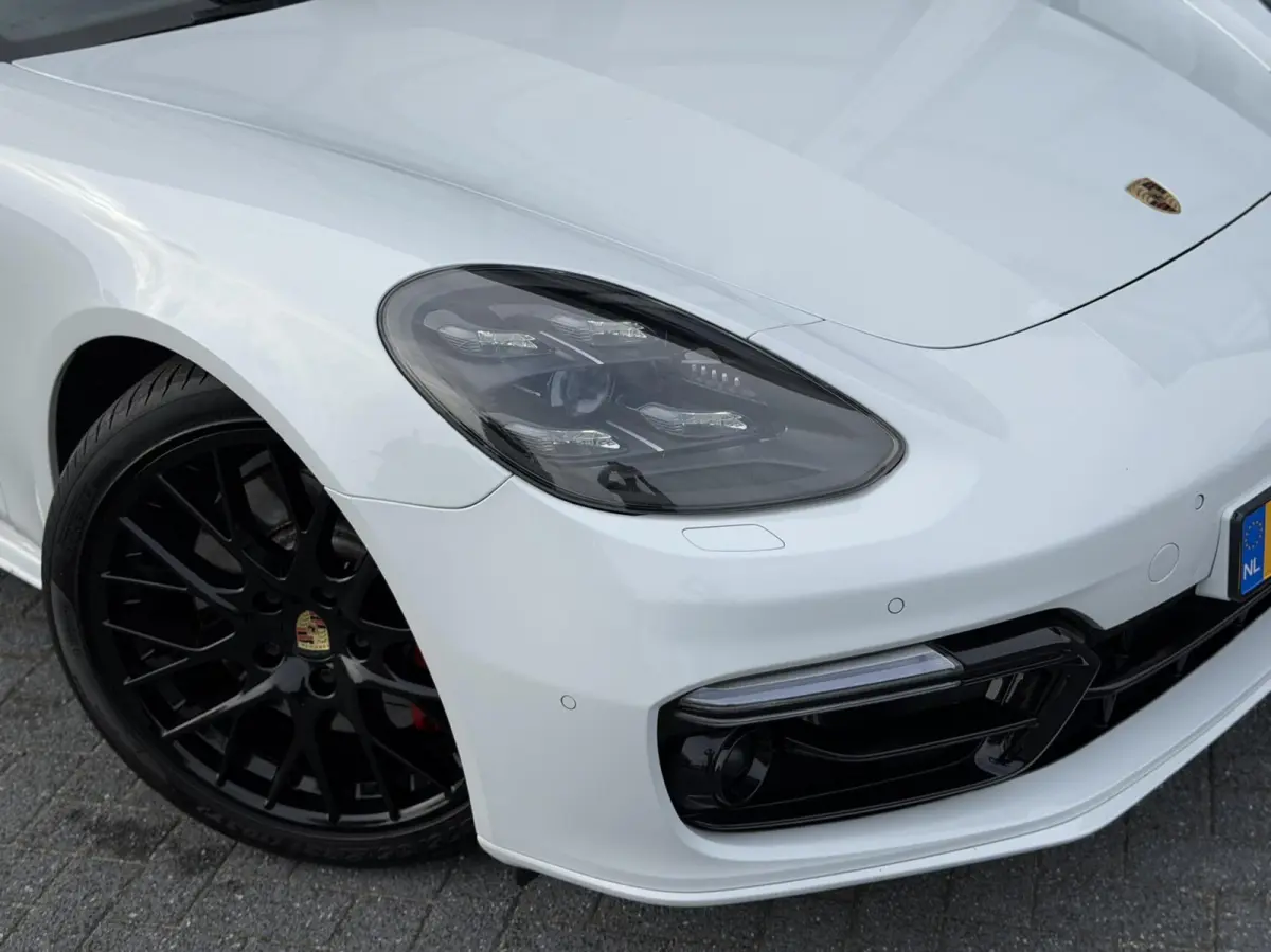 2.9 V6 E-Hybrid / PANO / SPOR