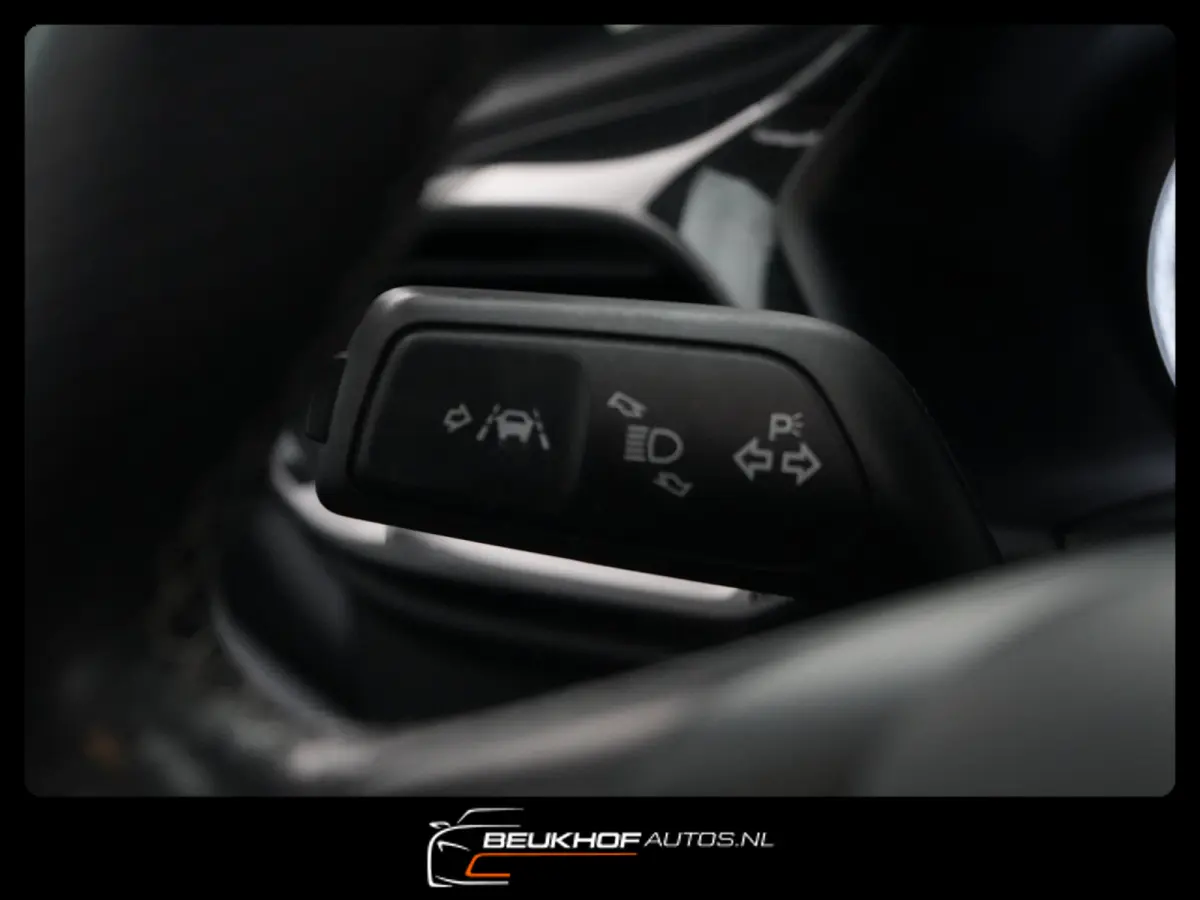 1.5 EcoBoost ST-3 Performance 200Pk Leer Carplay