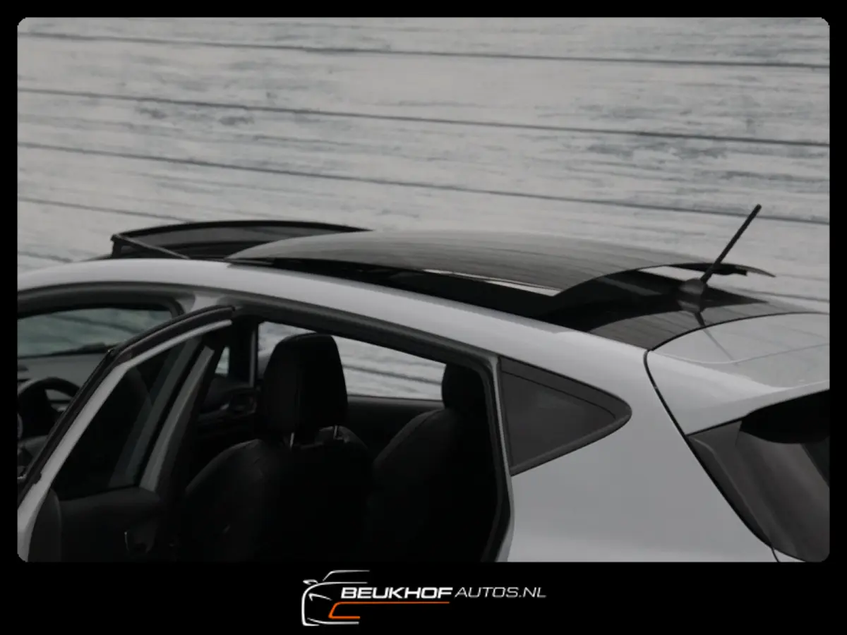 1.5 EcoBoost ST-3 Performance 200Pk Leer Carplay
