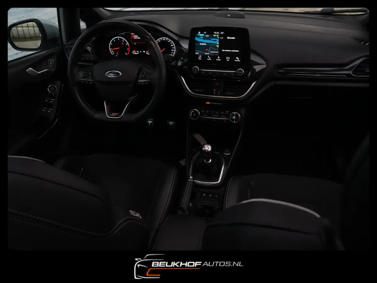 1.5 EcoBoost ST-3 Performance 200Pk Leer Carplay