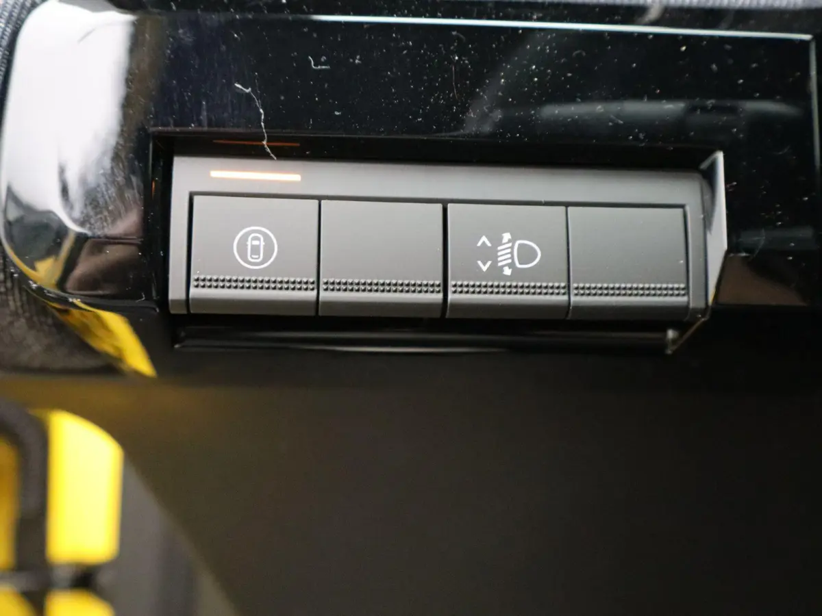 techno 150 pk comfort range | Adapt. Cruise | Parkeercamera | Google Navi |