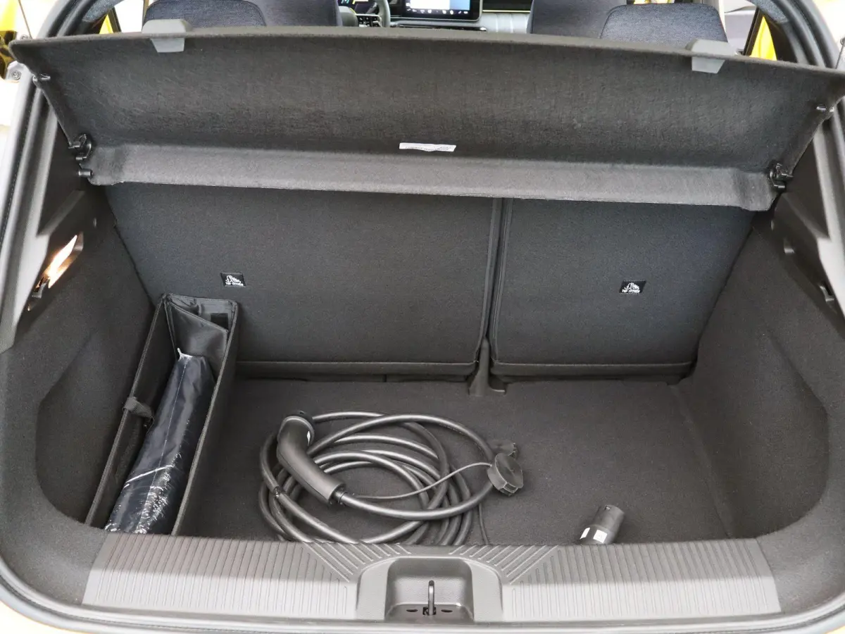techno 150 pk comfort range | Adapt. Cruise | Parkeercamera | Google Navi |