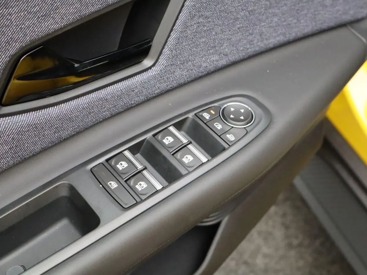 techno 150 pk comfort range | Adapt. Cruise | Parkeercamera | Google Navi |