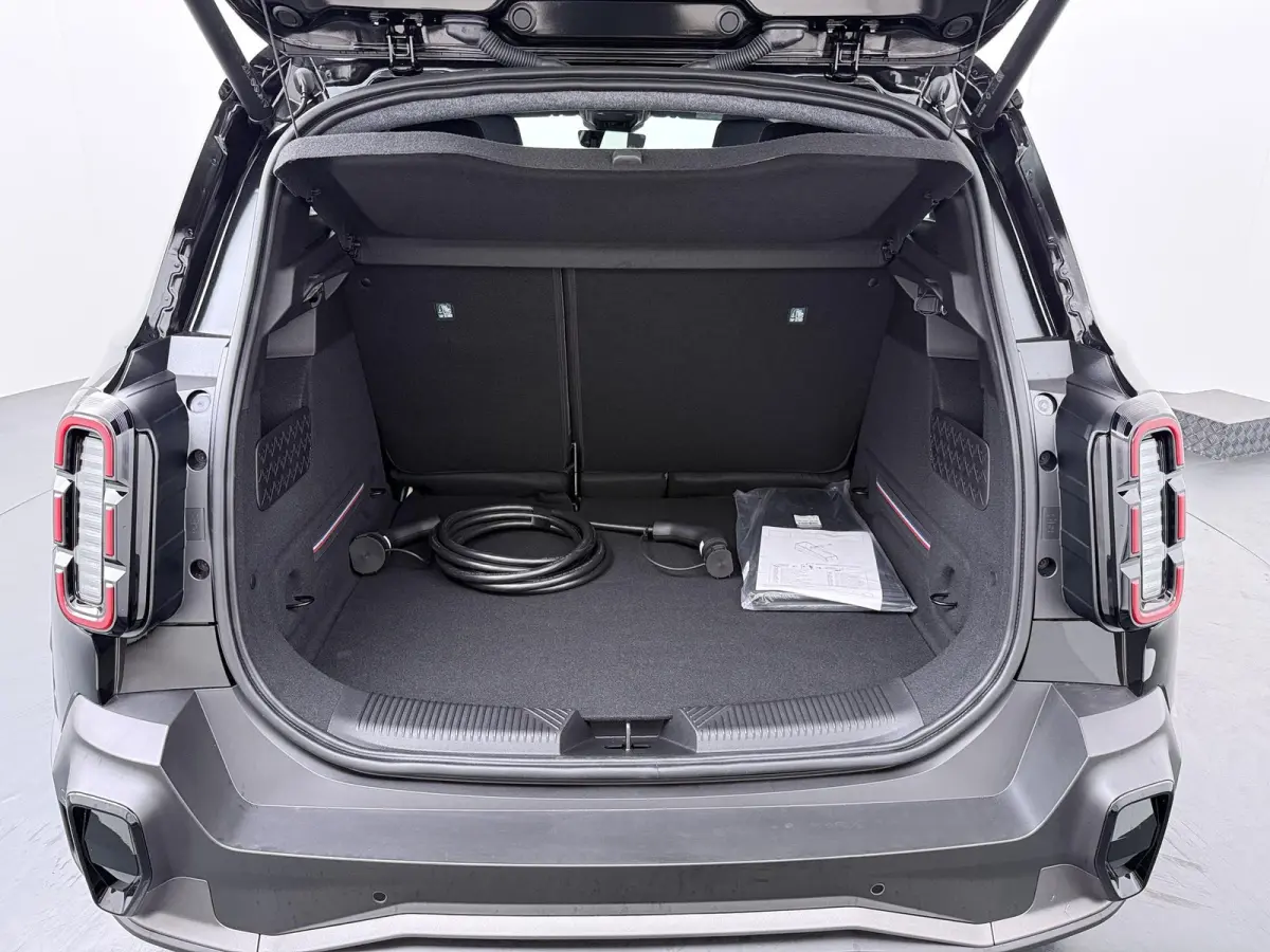 techno 150 pk comfort range | Harman Kardon | Stoel- & Stuurverw. | pack safety & advanced driving assist |