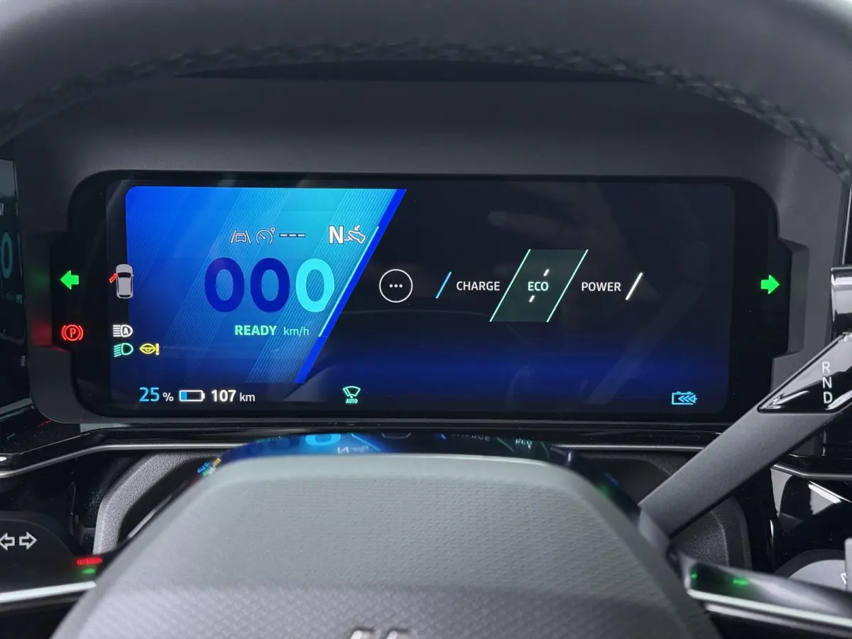 techno 150 pk comfort range | Harman Kardon | Stoel- & Stuurverw. | pack safety & advanced driving assist |