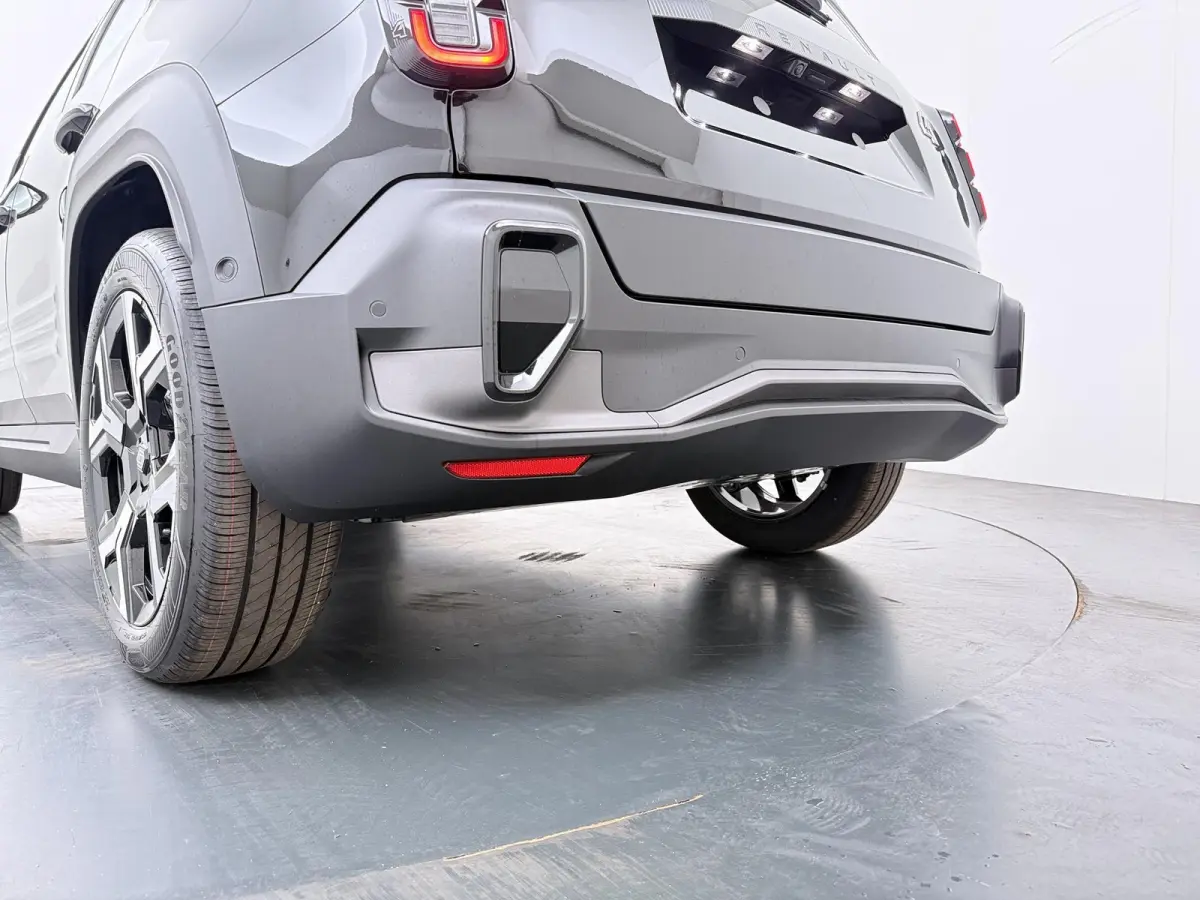 techno 150 pk comfort range | Harman Kardon | Stoel- & Stuurverw. | pack safety & advanced driving assist |