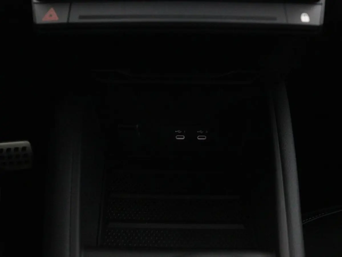 esprit Alpine full hybrid E-Tech 160 | Panoramadak | Harman Kardon | Stoel-, Stuur- & Voorruitverw. | Adapt. Cruise |