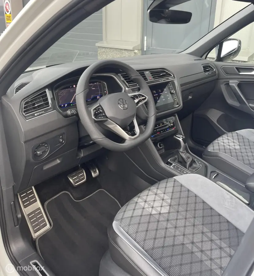 1.5 TSI DSG 3xR-Line 150PK Hu Sfe