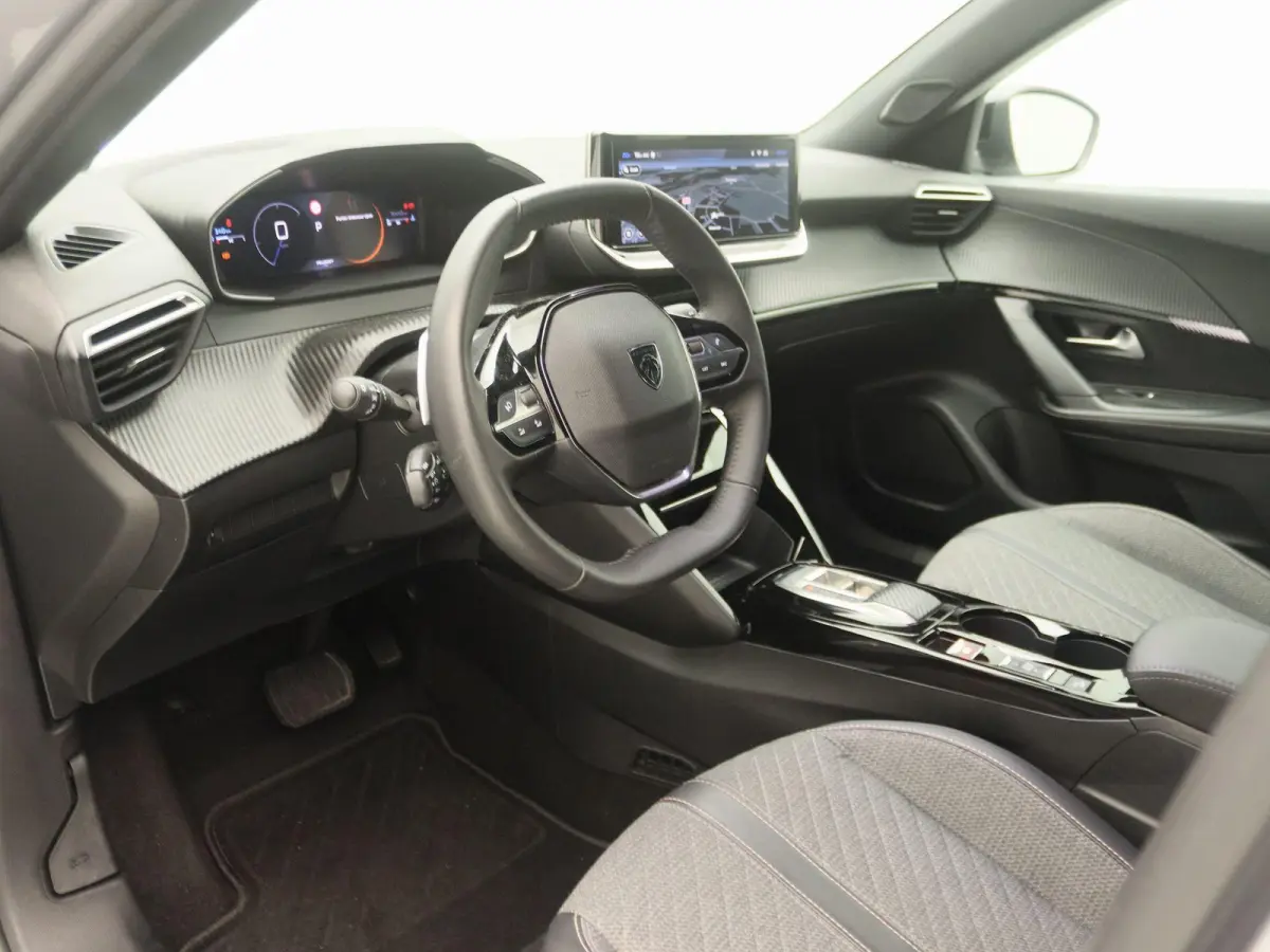 1.2 Hybrid 136 GT | Apple Carplay/Android Auto | Camera | Led Verlichting | Airco |