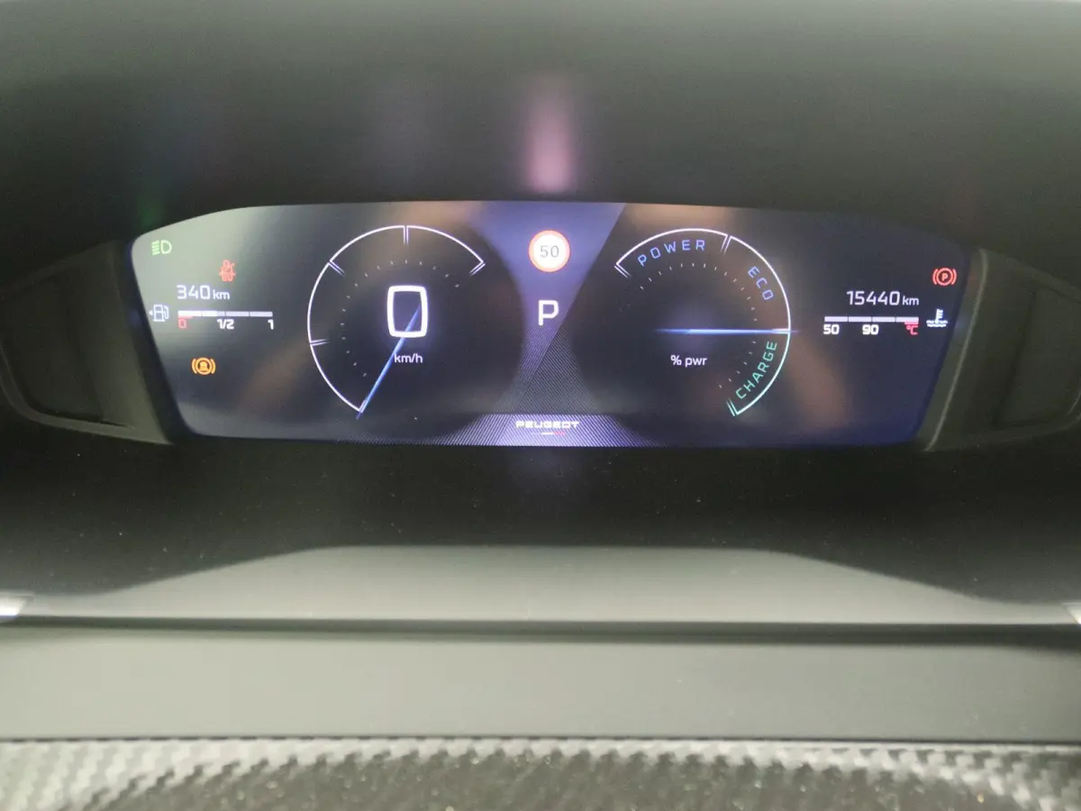 1.2 Hybrid 136 GT | Apple Carplay/Android Auto | Camera | Led Verlichting | Airco |