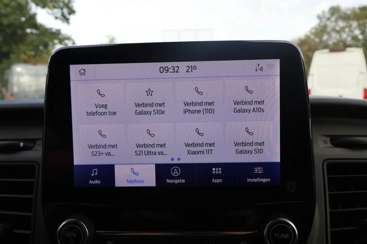 2.0 TDCI L2 H1 Limited Automaat Airco Camera