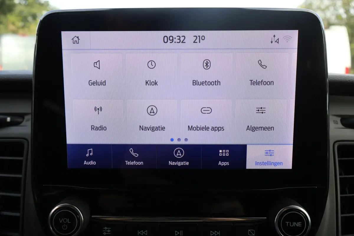2.0 TDCI L2 H1 Limited Automaat Airco Camera