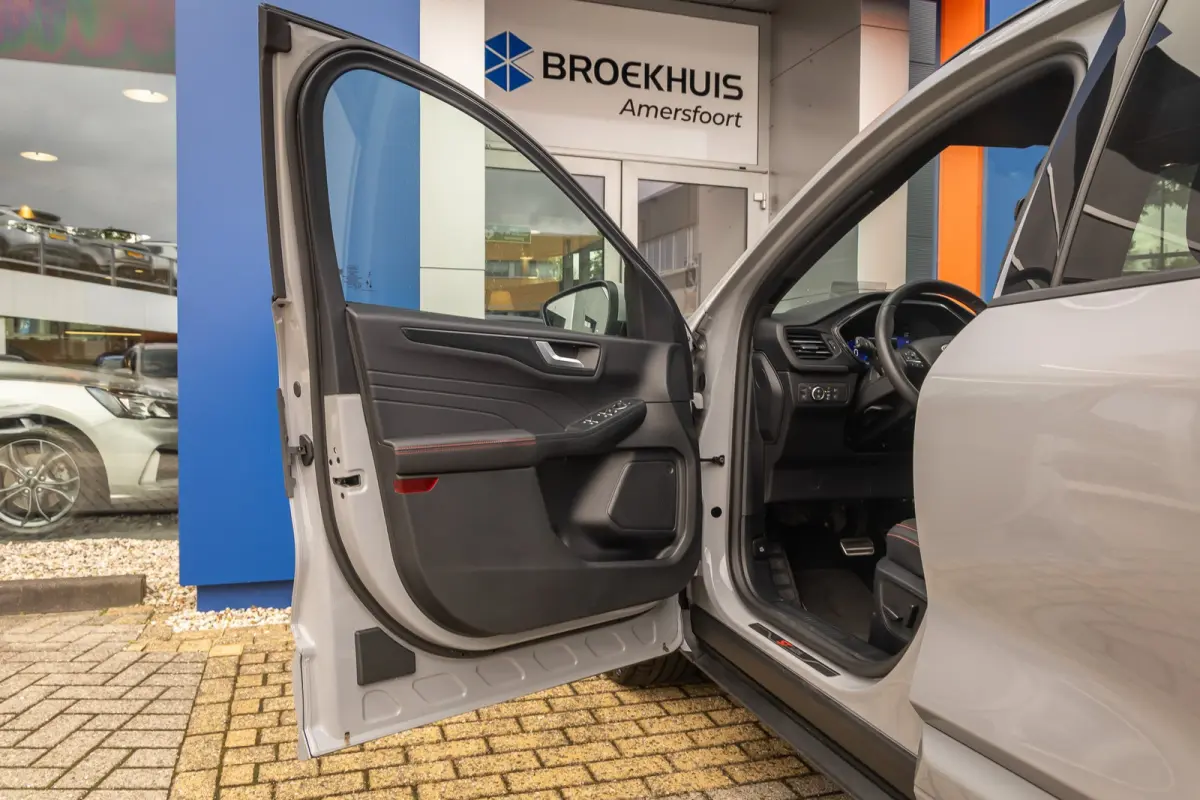 2.5 PHEV ST-Line X | Trekhaak | Black-pack | Adaptive cruise control | Head-up | B&O audio | Camera | Apple Carplay/Android Auto | Stoel/stuur/voorruit verwarming | Achteruitrijcamera | Appl