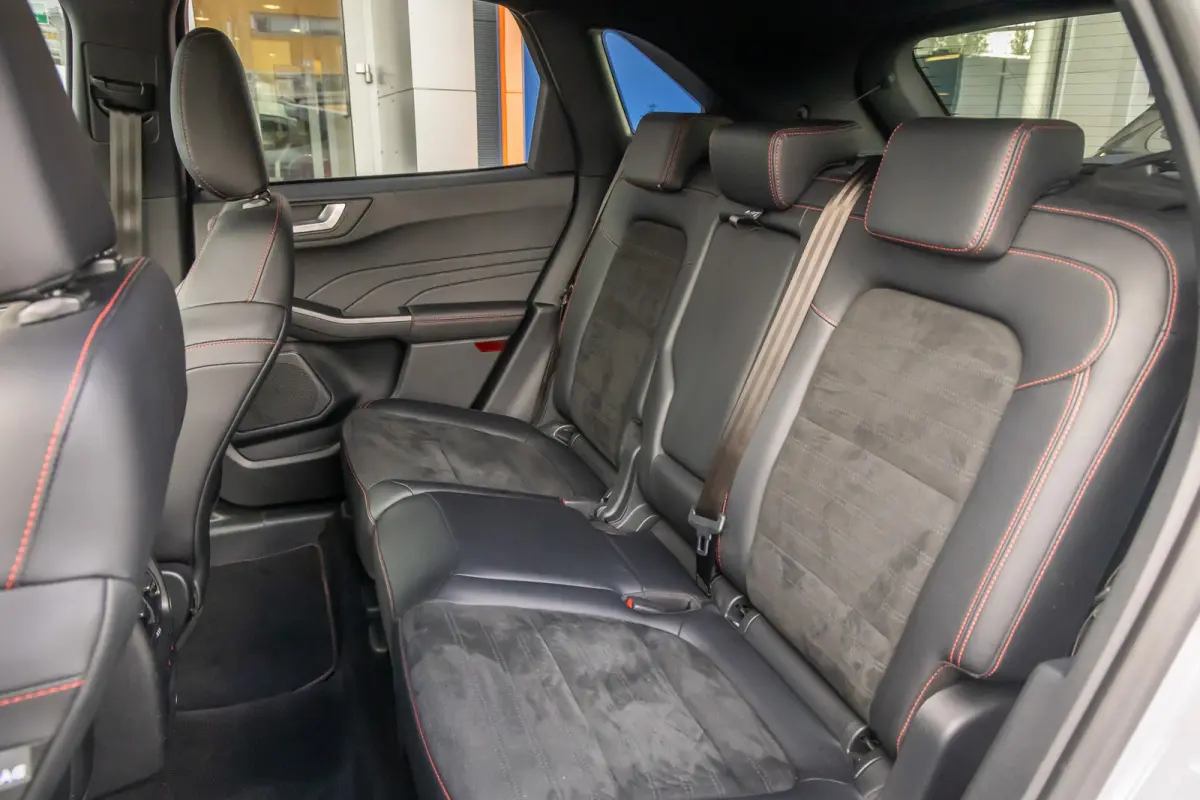 2.5 PHEV ST-Line X | Trekhaak | Black-pack | Adaptive cruise control | Head-up | B&O audio | Camera | Apple Carplay/Android Auto | Stoel/stuur/voorruit verwarming | Achteruitrijcamera | Appl