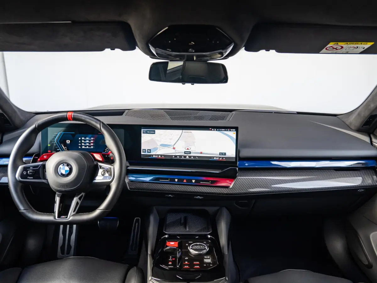 | M Performance Carbon Pack | Carbon dak | 5 Jaar BSI | Bowers & Wilkins | Stoelventilatie | Driving Assistent Plus