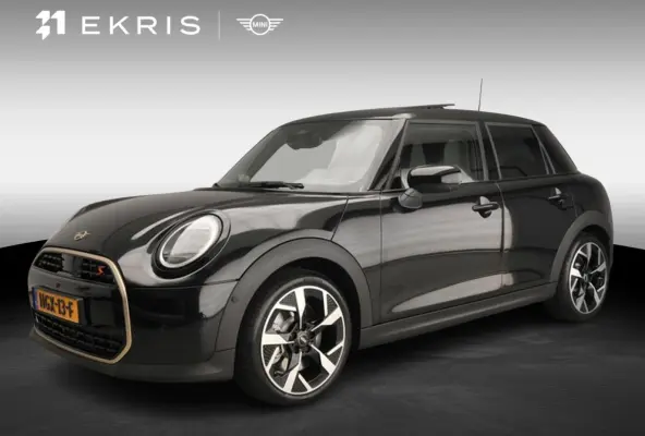 Cooper S Automaat / Panoramadak / Harman-Kardon / JCW stoelen / LED / Active cruise / Alu wielen 18 inch
