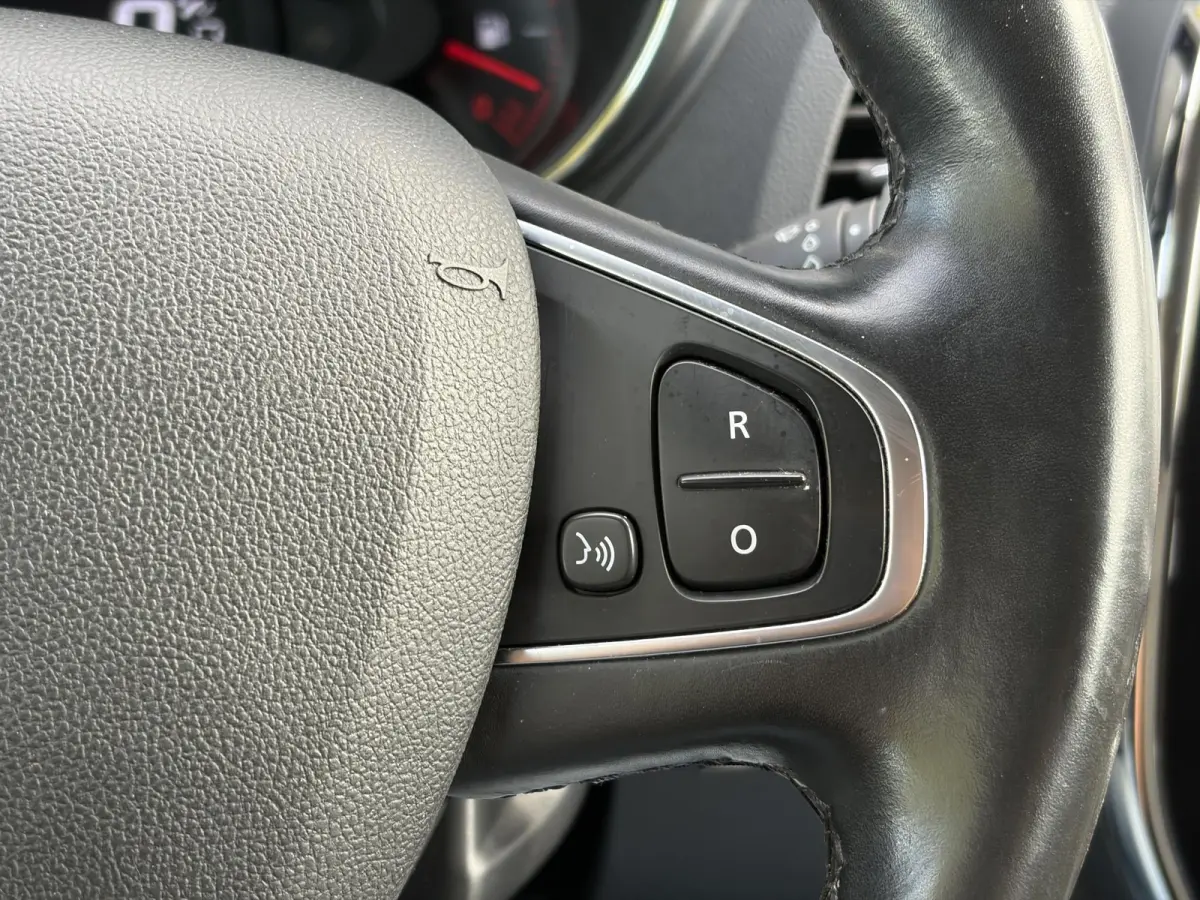 1.2 TCe Dynamique ✓Navi✓Trekhaak✓Keyless✓Clima✓Cruise✓Dealer Onderhouden✓Automaat✓120pk✓Lm velgen✓Pdc✓N.A.P✓Apk tot 06-2027