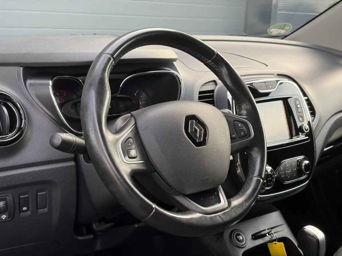 1.2 TCe Dynamique ✓Navi✓Trekhaak✓Keyless✓Clima✓Cruise✓Dealer Onderhouden✓Automaat✓120pk✓Lm velgen✓Pdc✓N.A.P✓Apk tot 06-2027