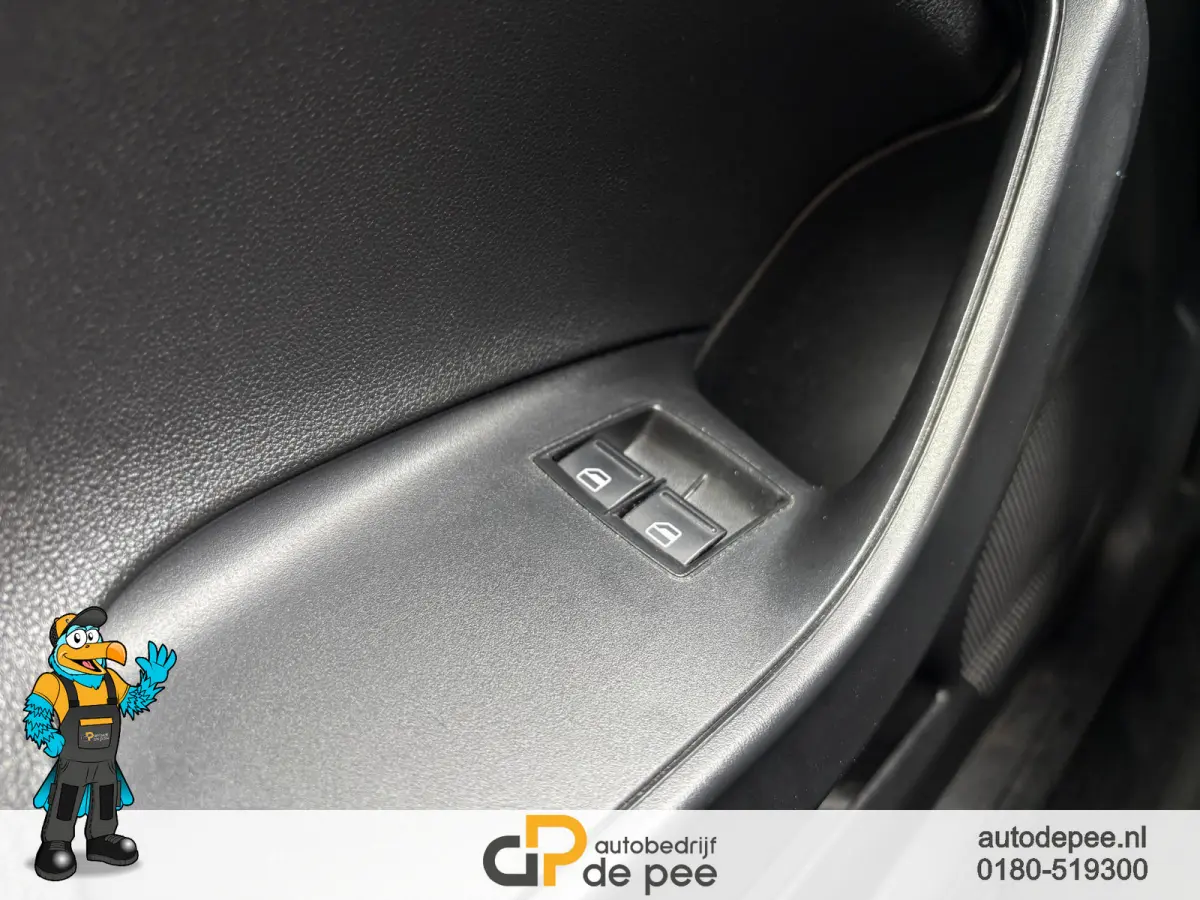 1.0 MPI Reference GARANTIE/TREKHAAK/PDC/BLUETOOTH/LICHTMETAAL/AIRCO/CV+AB rijklaarprijs!