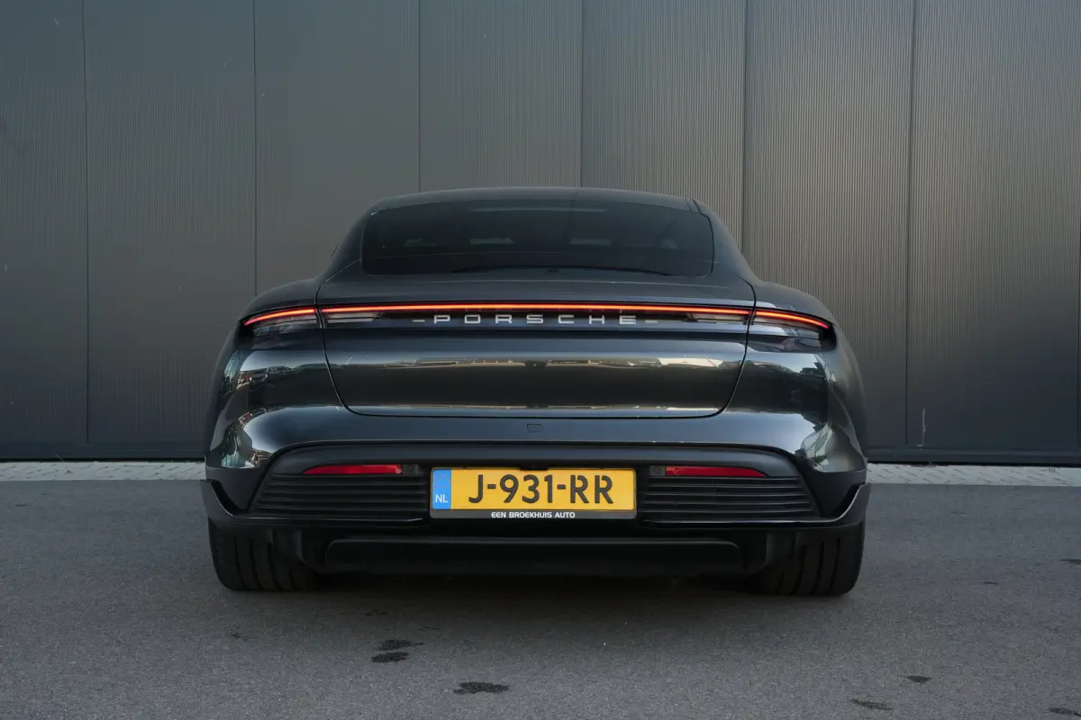 4S 530pk 79 kWh | SOH: 99,58% | Full PPF | Sport Chrono | PSCB | Panoramadak | Stoelventilatie | Luchtvering