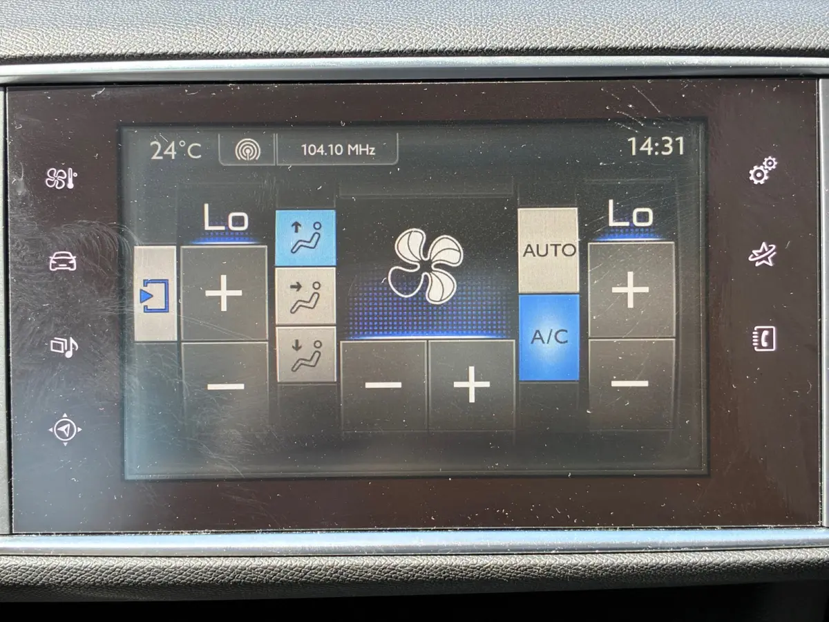 1.2 PureTech Allure|2e Eigenaar|Navigatie|CruiseControl|PDC|Climatronic|NAP|Dealer Onderhouden|