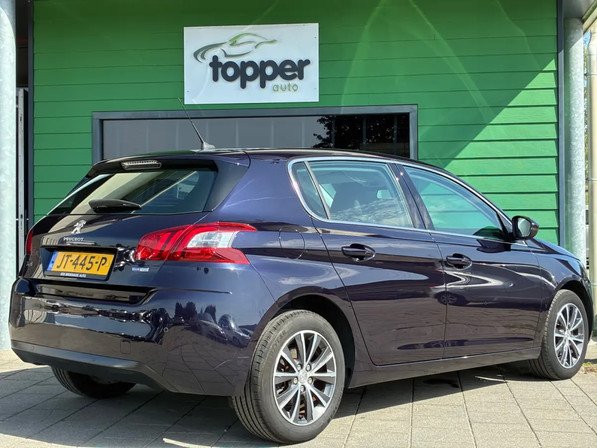1.2 PureTech Allure|2e Eigenaar|Navigatie|CruiseControl|PDC|Climatronic|NAP|Dealer Onderhouden|