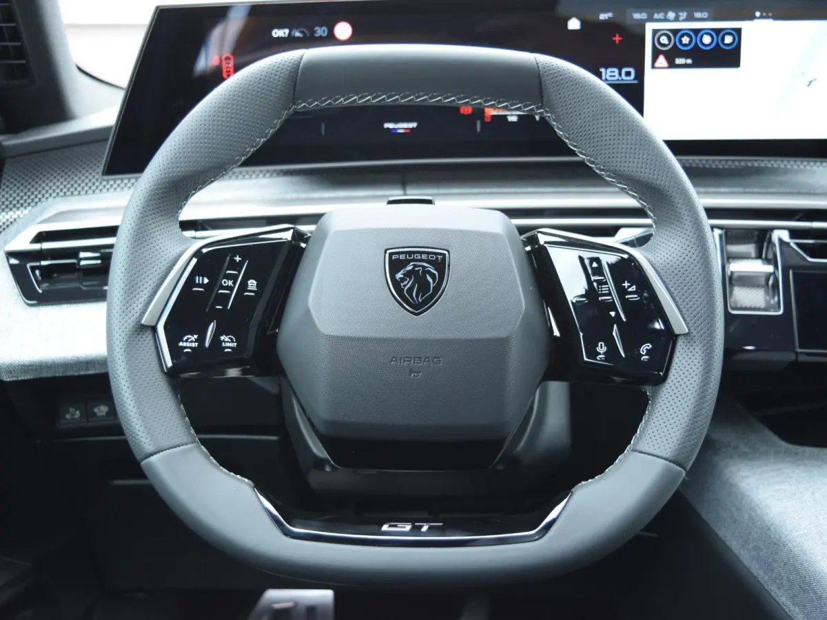 1.2 Hybrid 145 GT UIT VOORRAAD LEVERBAAR