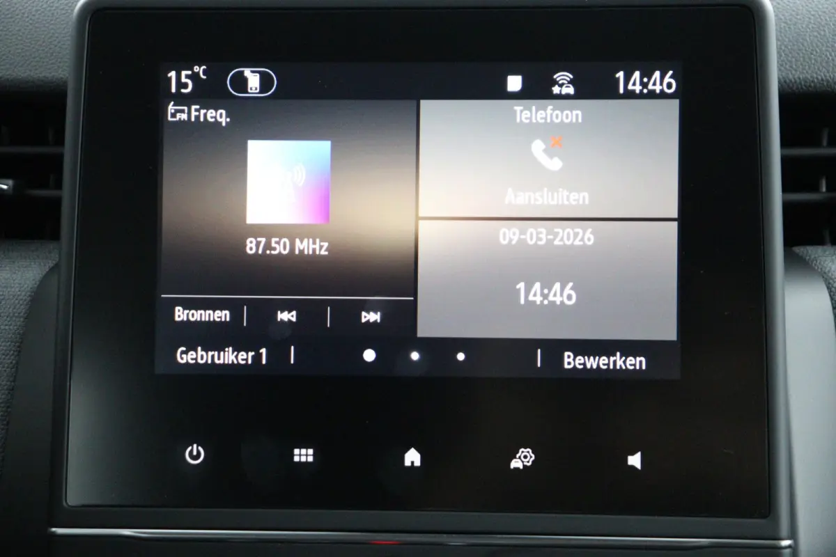 evolution TCe 90 | Achteruitrijcamera | Apple Carplay/Android Auto |