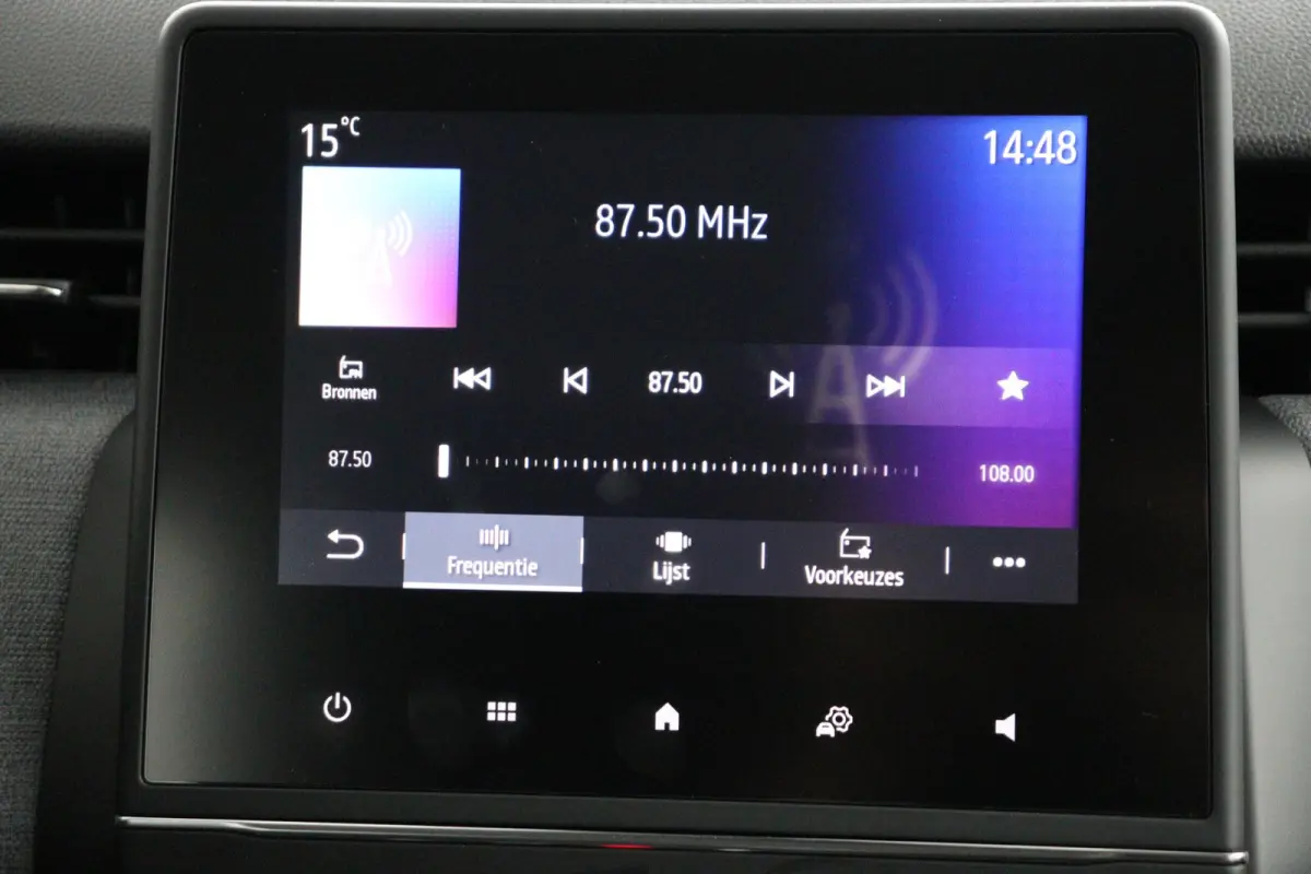 evolution TCe 90 | Achteruitrijcamera | Apple Carplay/Android Auto |