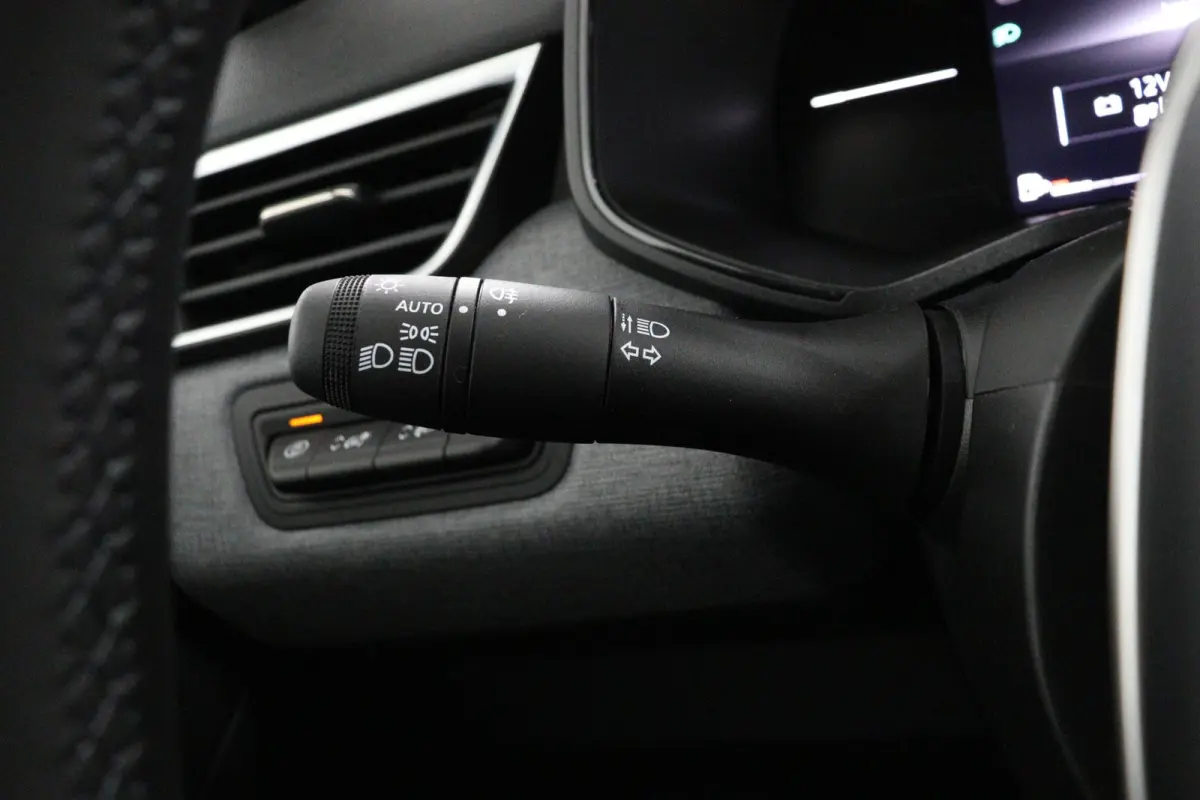 evolution TCe 90 | Achteruitrijcamera | Apple Carplay/Android Auto |